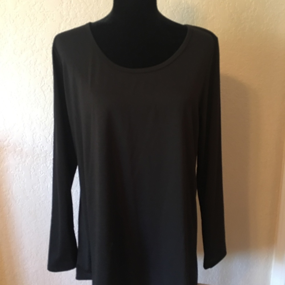NWT LuLaRoe Lynnae Top